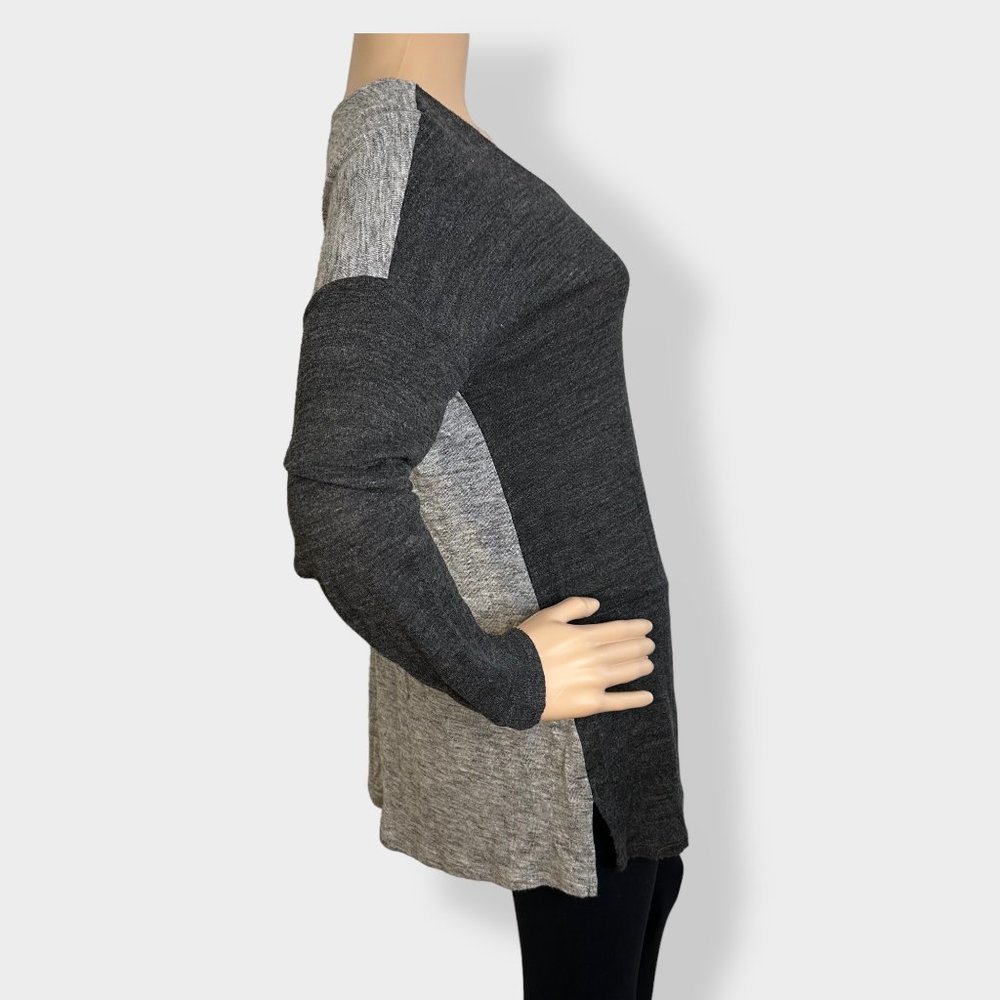 LOFT Colorblock Grey Top - Picture 2 of 5